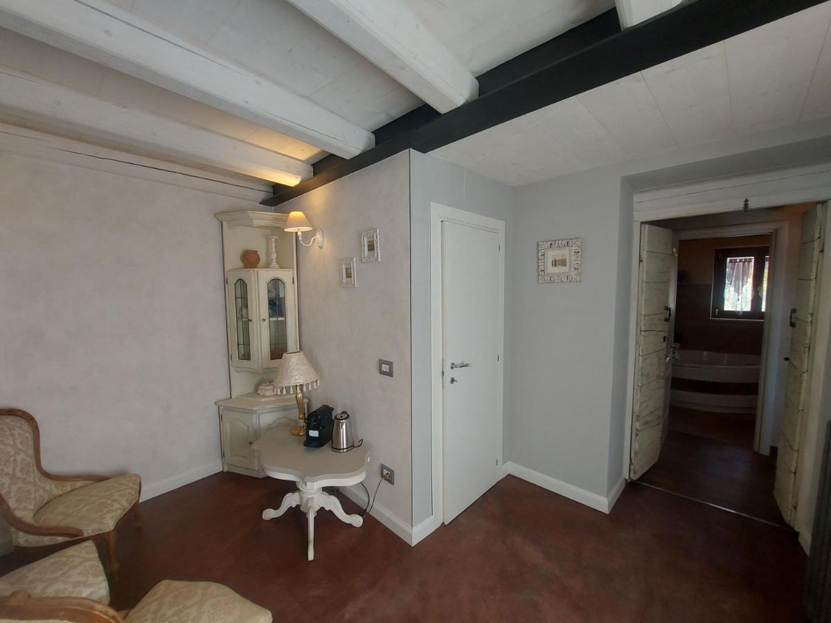 B&B Corte Colli Antichi Sona Exterior photo